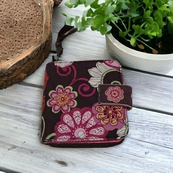 Vera Bradley Mini ID Case Wallet Mod Floral Pink Vintage Collection Quilted 4" - Picture 1 of 8